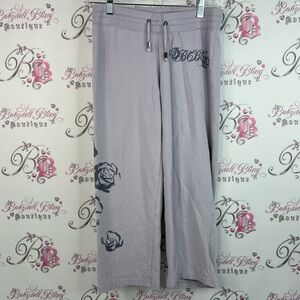 Bcbg pants cropped capris tattoo style y2k Gray Sweatpants with Floral Design